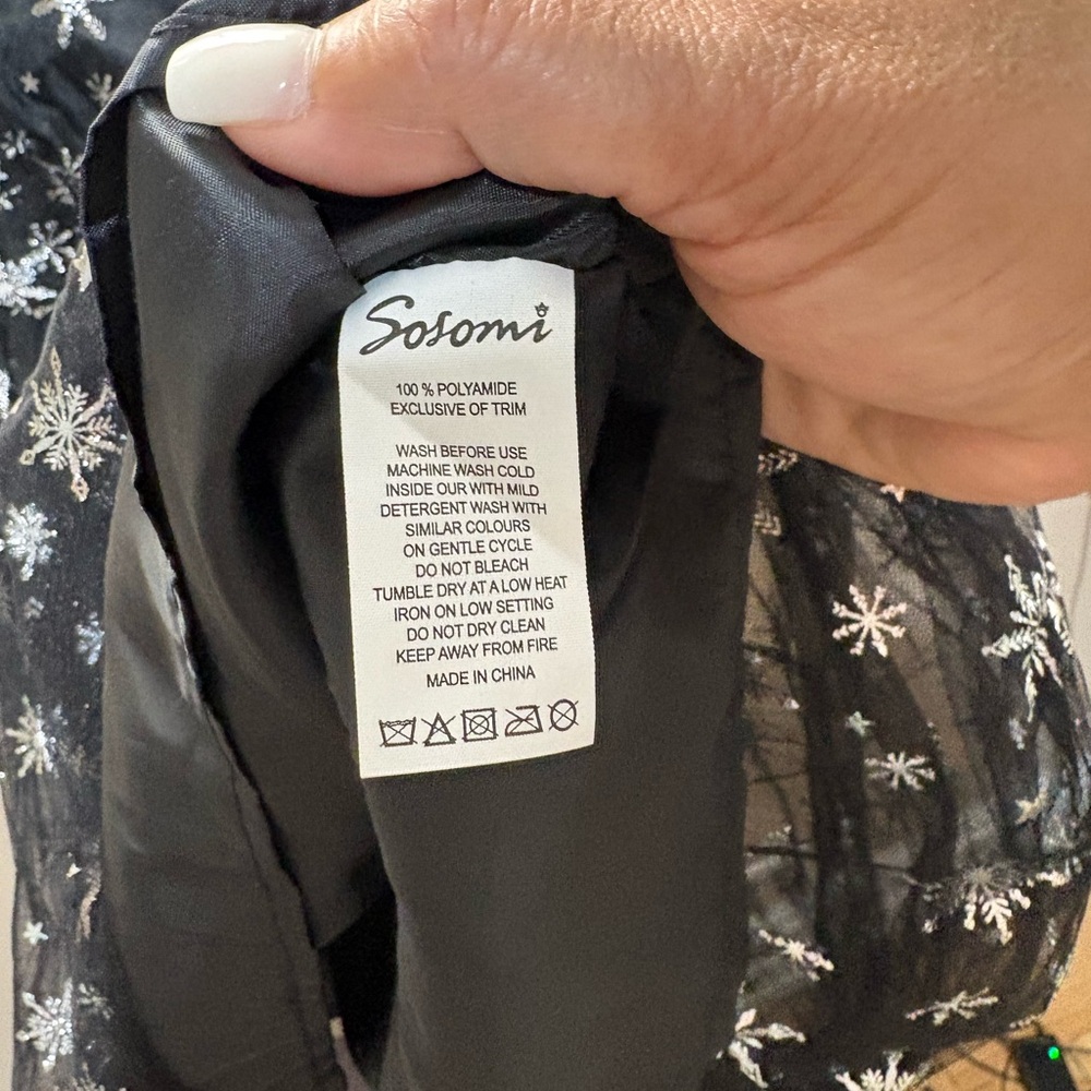Elegant Starry Black Kids Dress - Picture 7 of 9